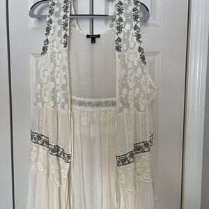 Torrid Festi Maxi Kimono Lace Embroidered Whisper White Plus Size 2X Washed Once